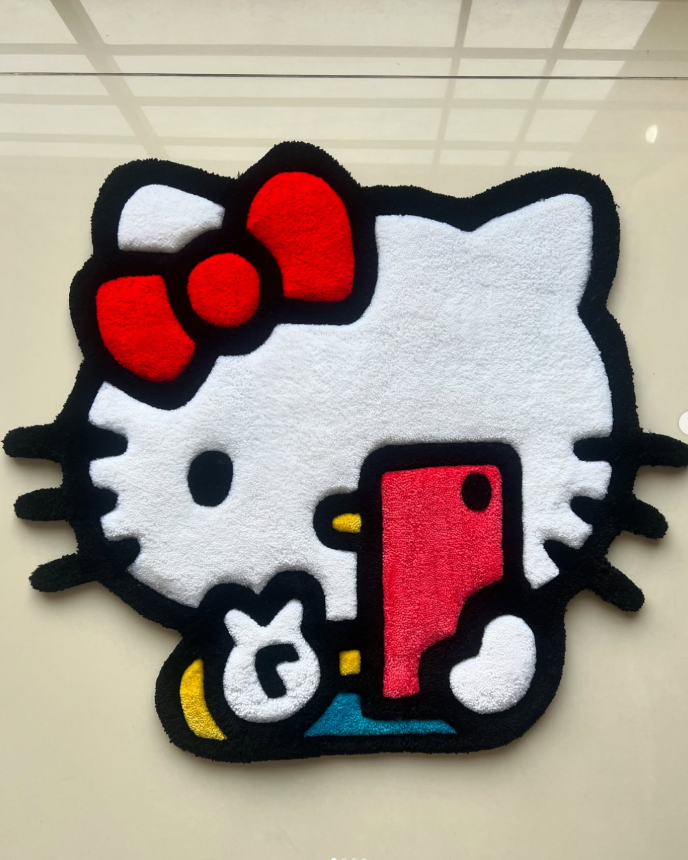 HELLO KITTY
